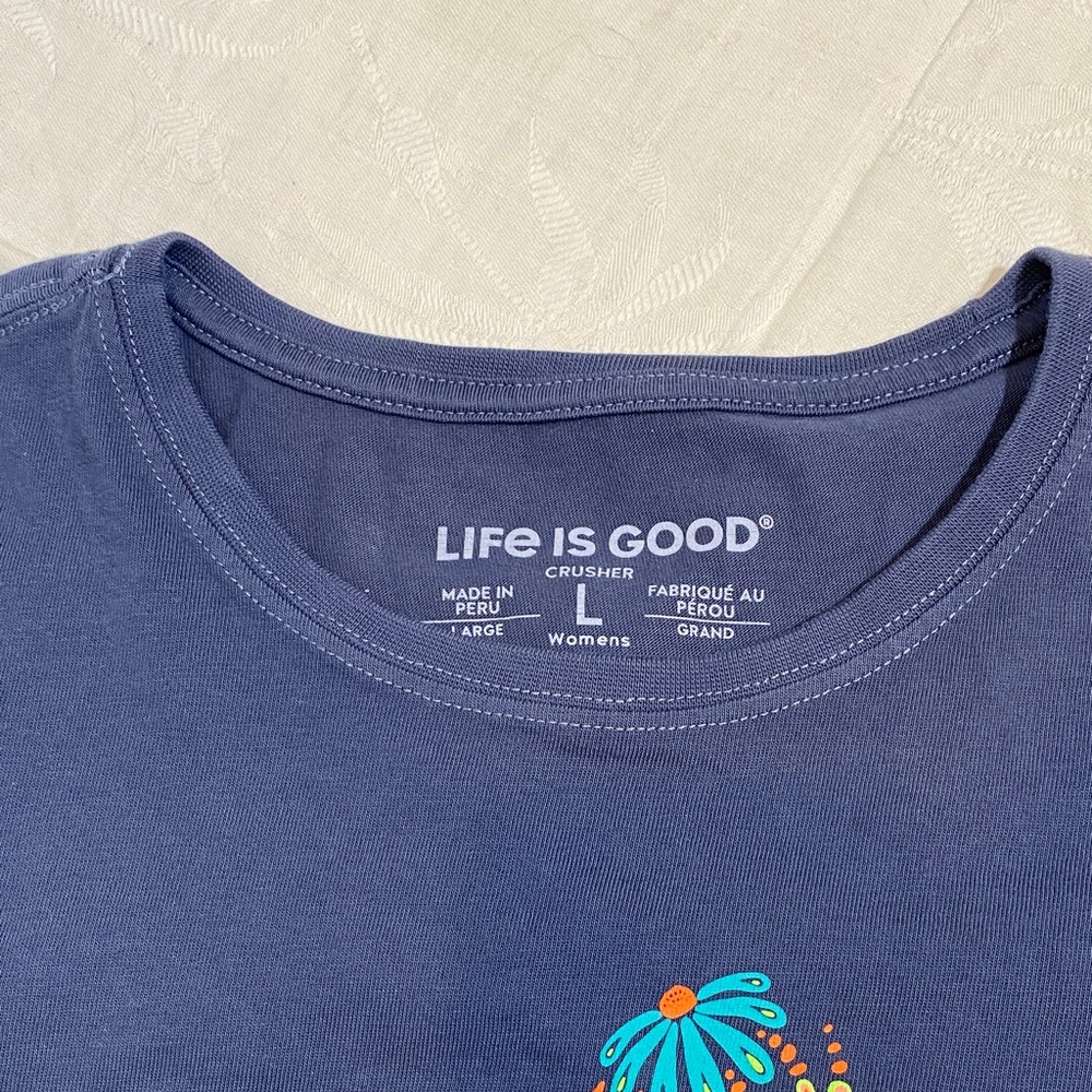 Life Is Good Women’s Floral Treble Clef Graphic Short Sleeved Tee - size-L  NWT - Picture 4 of 7